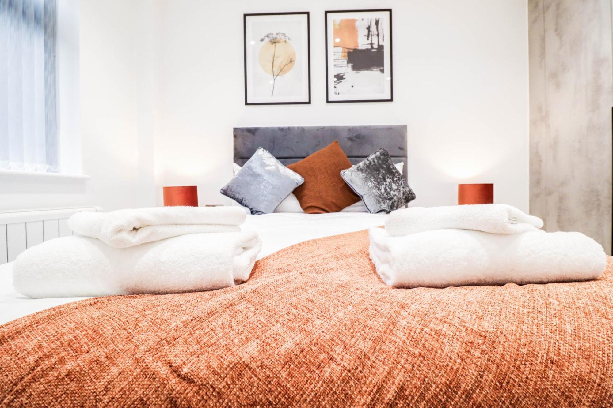 Modern 1-Bed Apartment In Buckinghamshire With Free Wifi, Parking & Garden High Wycombe Exterior photo