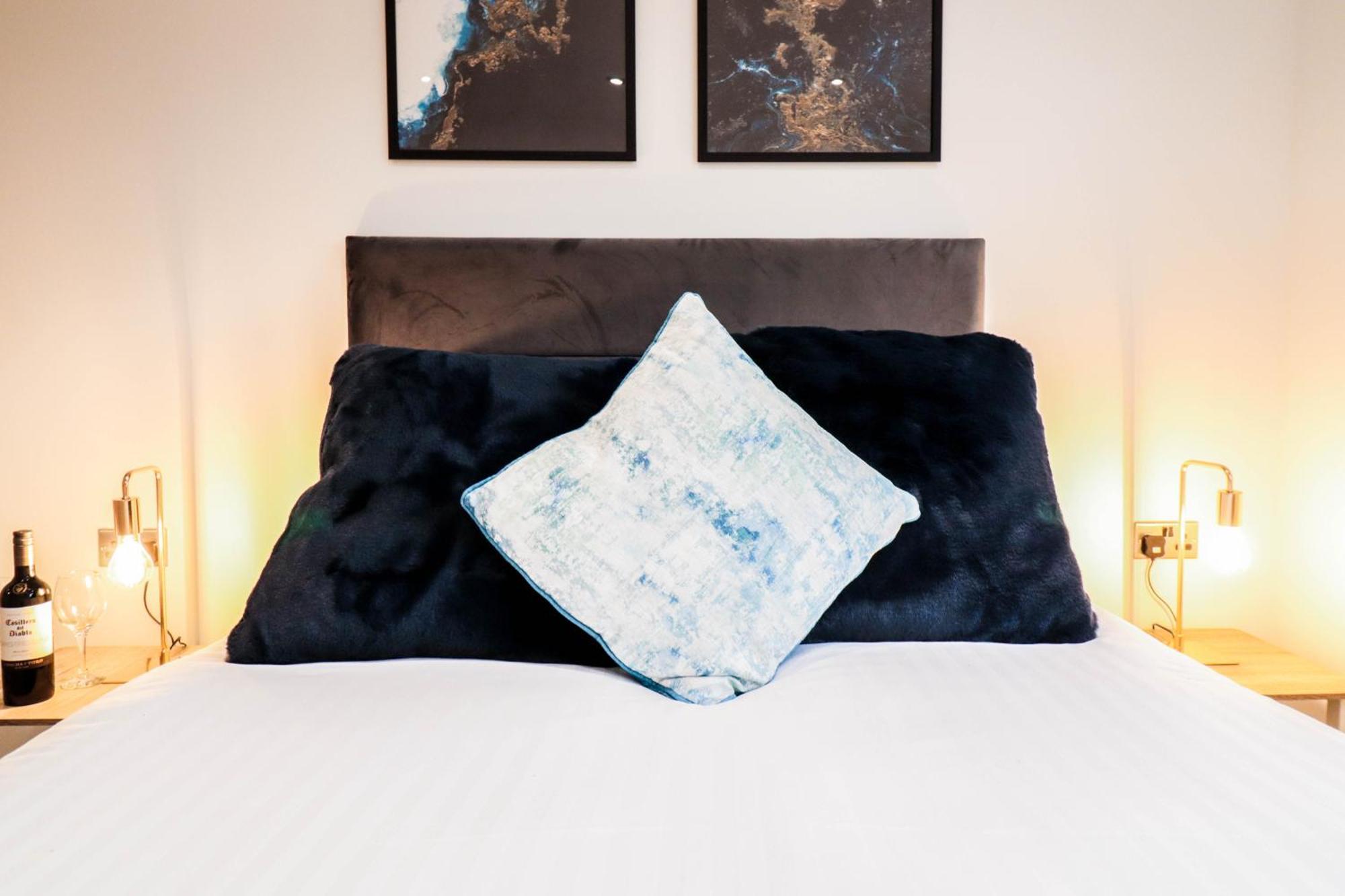 Modern 1-Bed Apartment In Buckinghamshire With Free Wifi, Parking & Garden High Wycombe Exterior photo